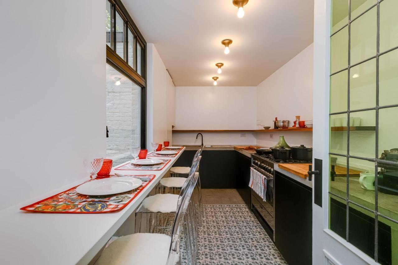 Beautiful Luxurious Mansion With Several Terraces コルト レイク エクステリア 写真